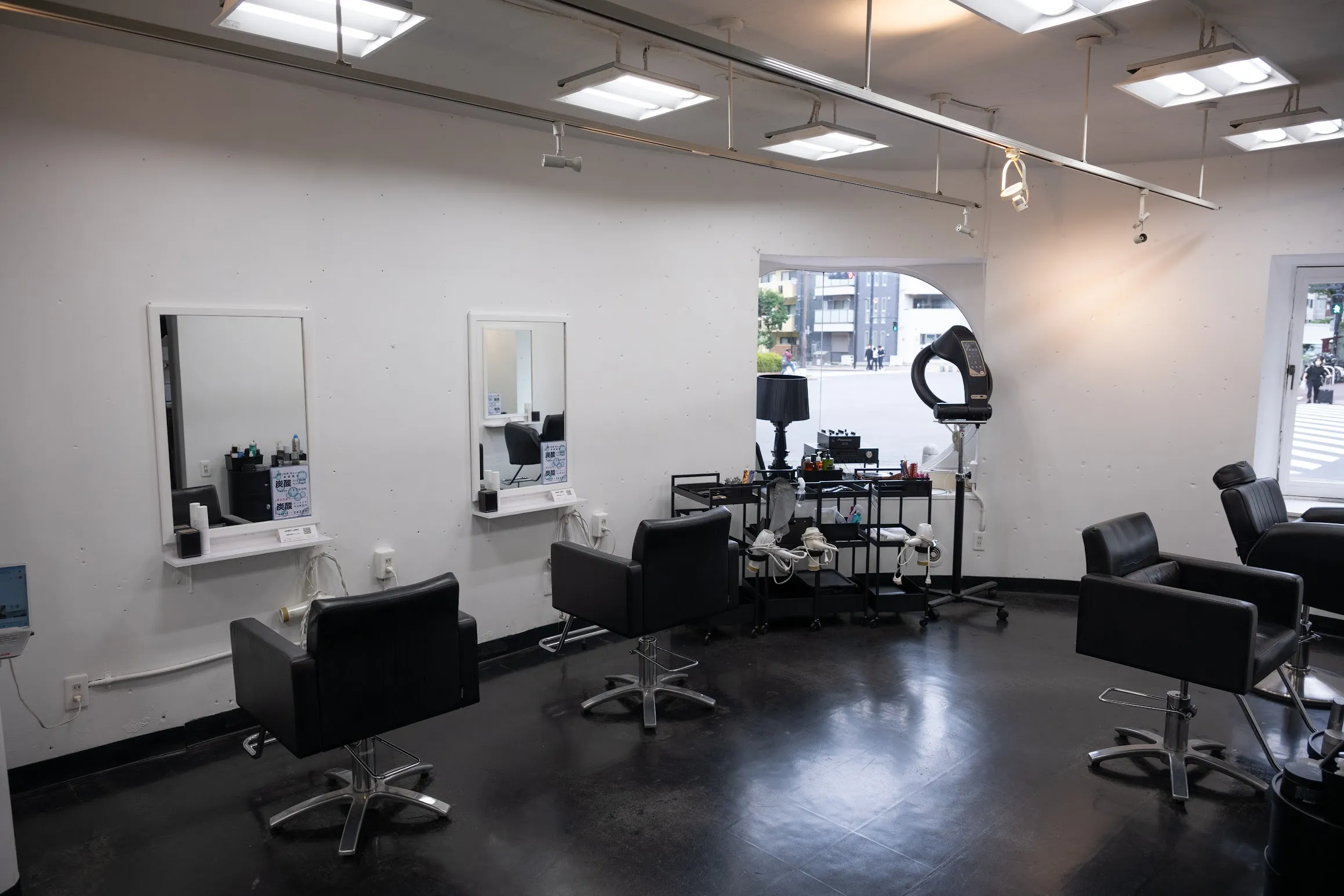 JUNECORE 早稲田男髪サロン