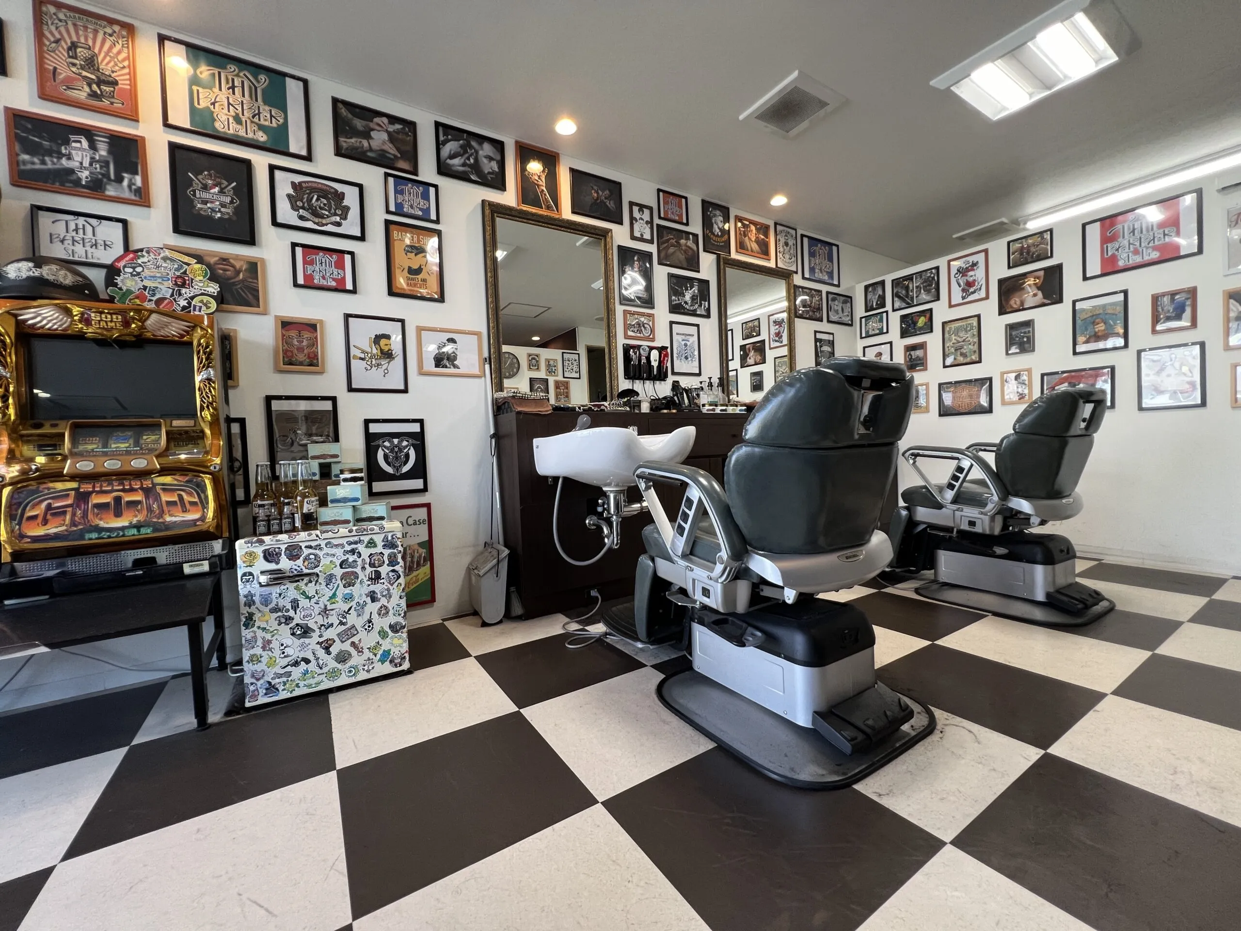 THY BARBER STUDIO