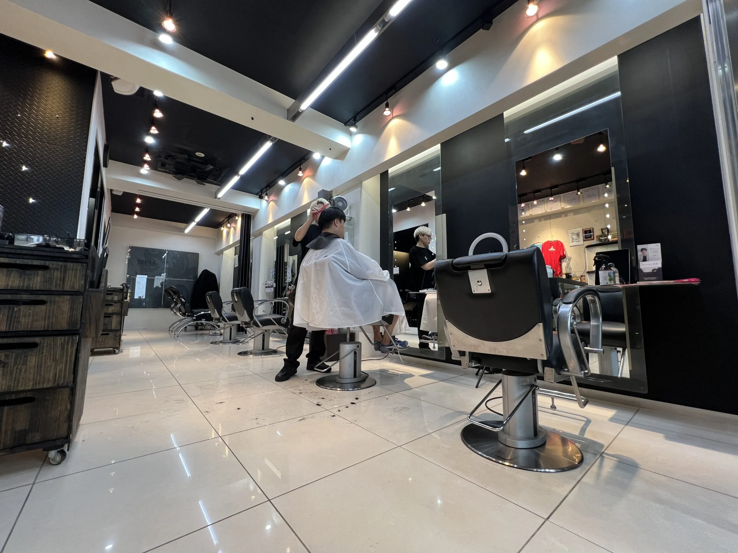 HAIR LOUNGE SEPIA
