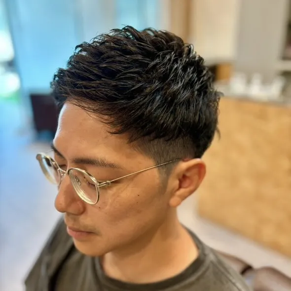 DRYパーマ、顔剃り込み　