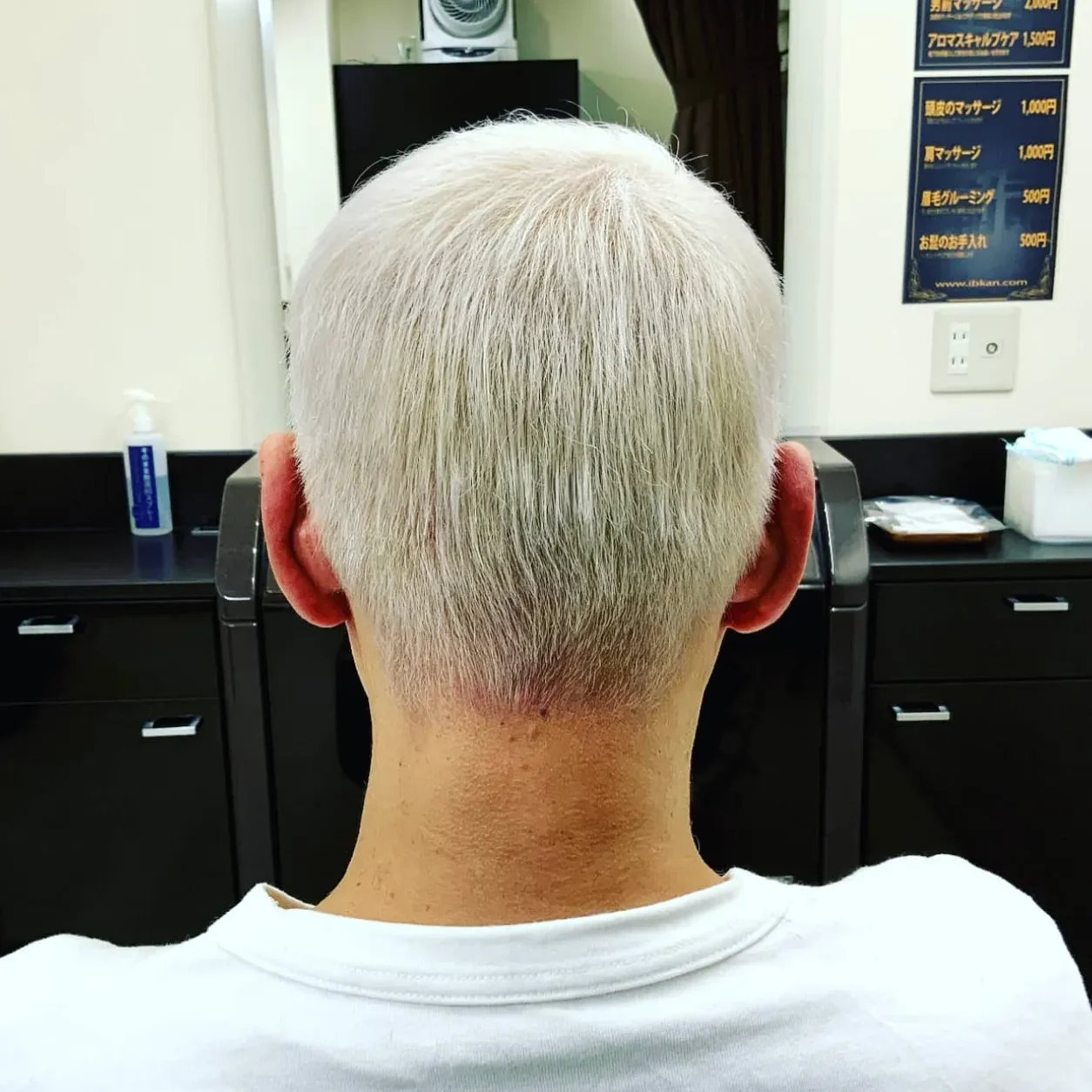 カラー　ホワイトブリーチ