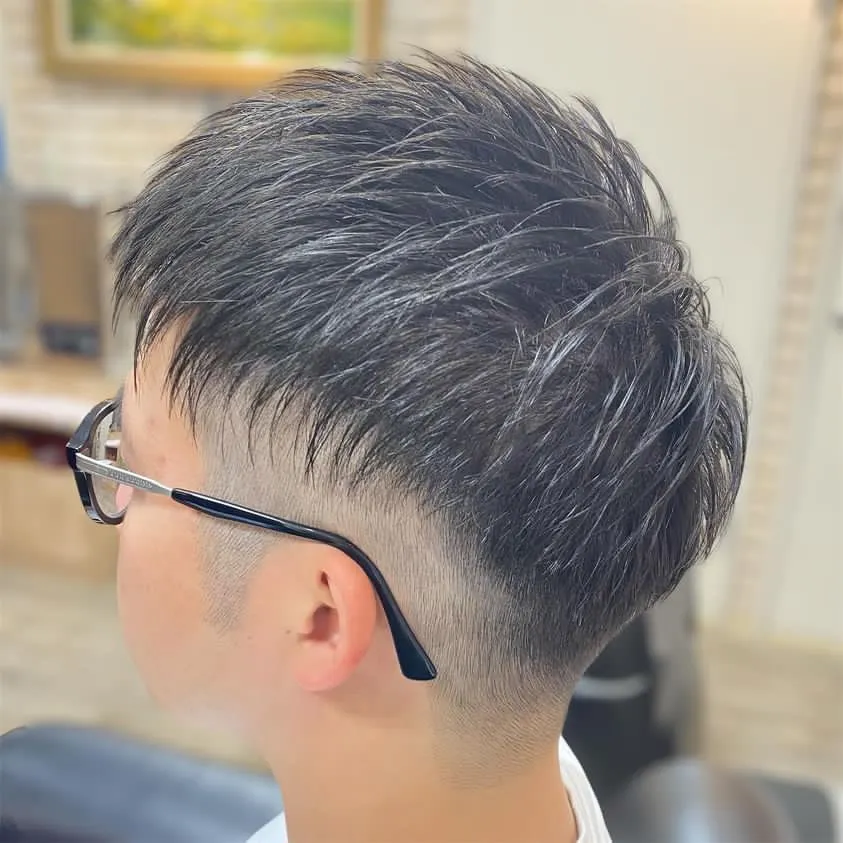 カット、シャンプー、シェービング　