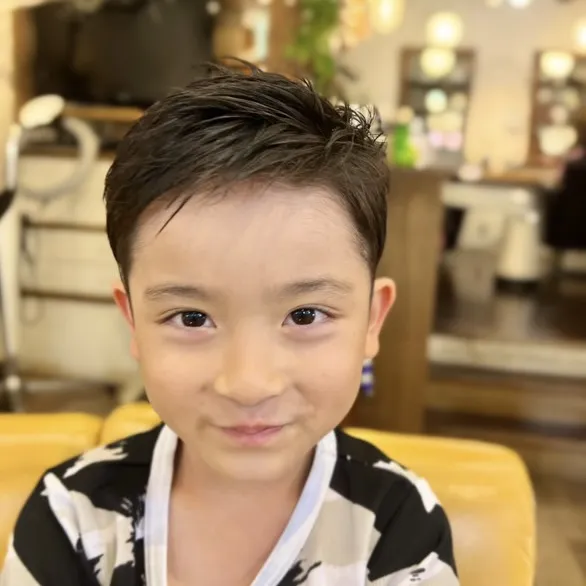 クラスメイトに差をつけるキッズカット　