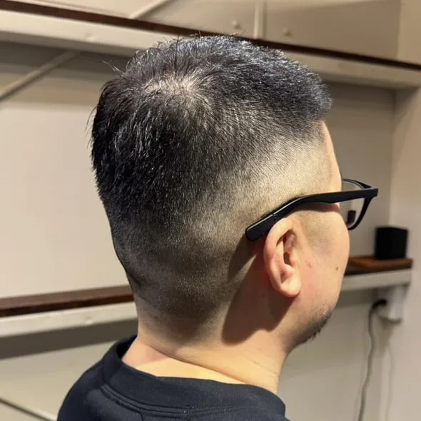 スタンダードカット+お顔&頭皮毛穴洗浄保湿コース　