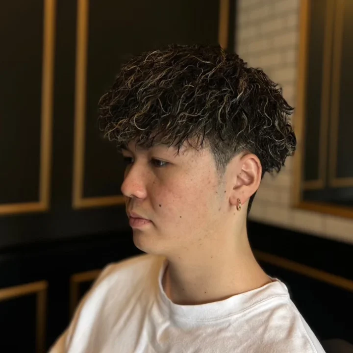 ツイストスパイラルパーマ+カット（カウンセリング・トリートメント・シェービング付き）　