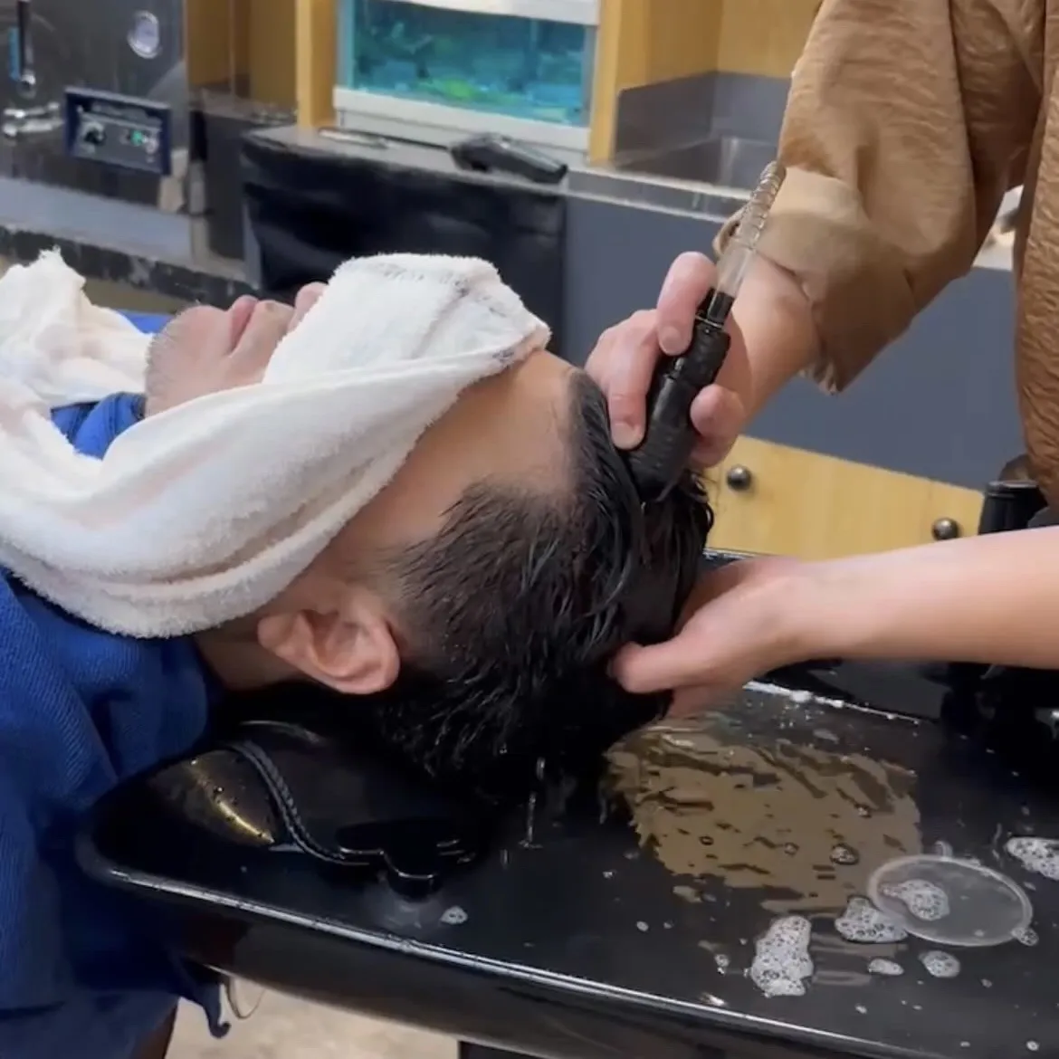 炭酸ヘアドック　¥2,000